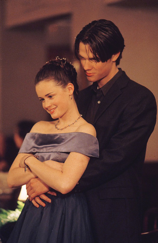 6 foot 2  The Annotated Gilmore Girls